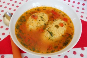 Supă de roşii cu găluşte